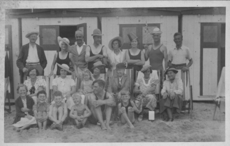 Beach hats group 1934.jpeg